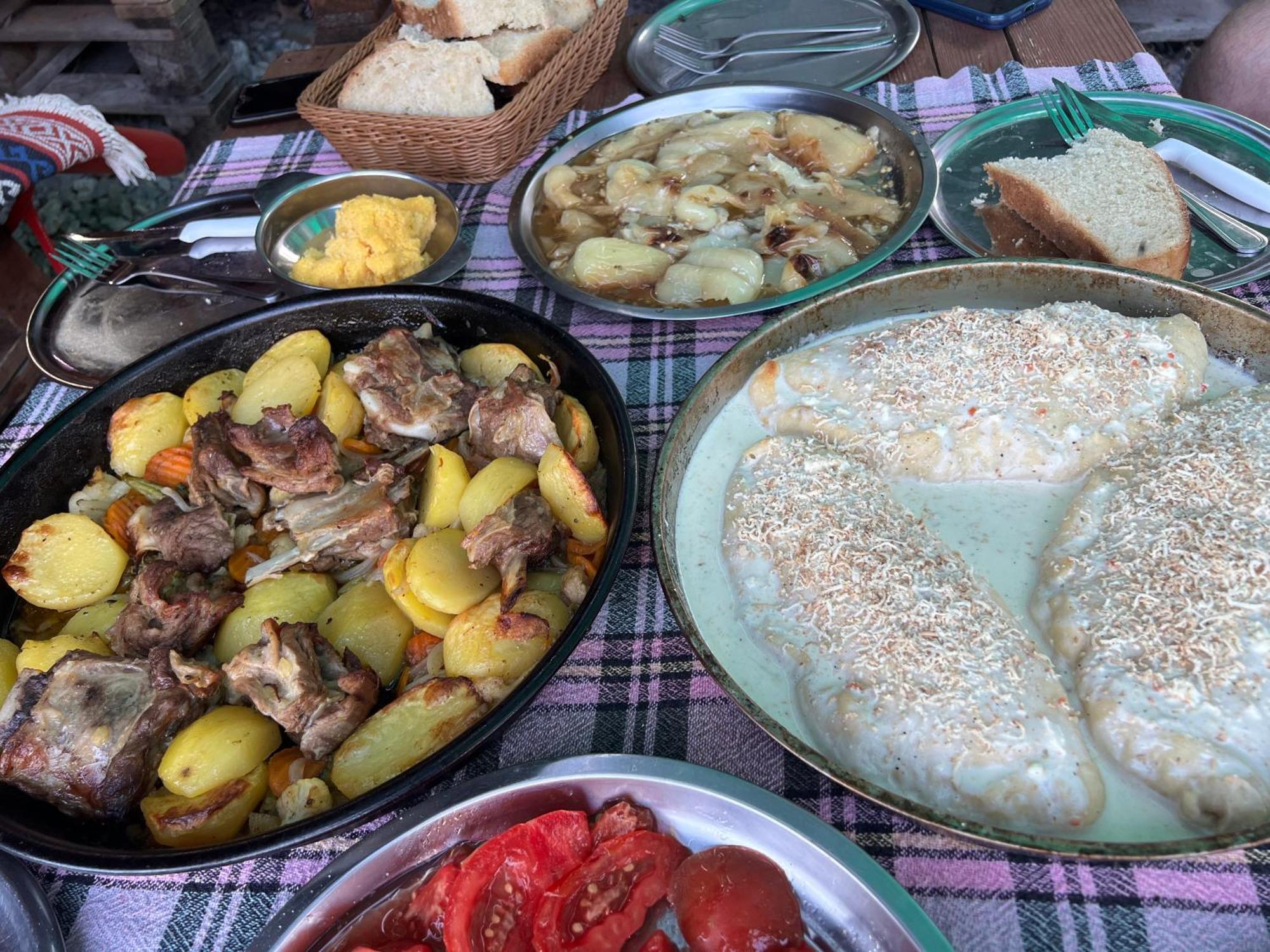 Kod Kapetana Tea Bed & Breakfast Gornji Lukomir Bagian luar foto